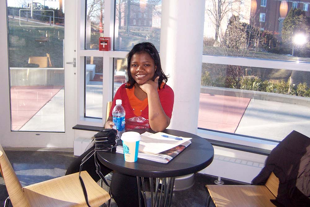 Grace at Cafe, studying